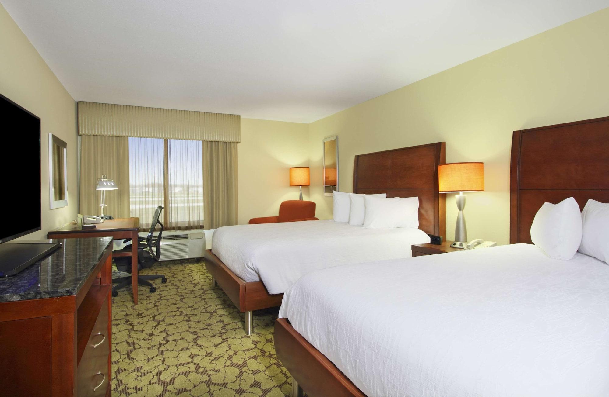 Hilton Garden Inn Columbus Airport Екстериор снимка
