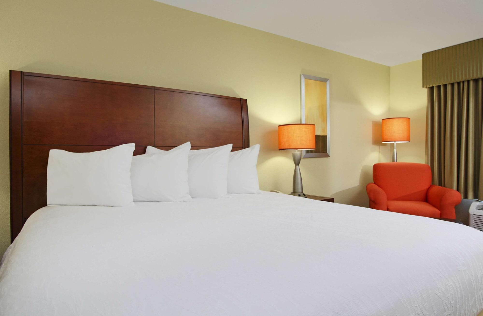 Hilton Garden Inn Columbus Airport Екстериор снимка