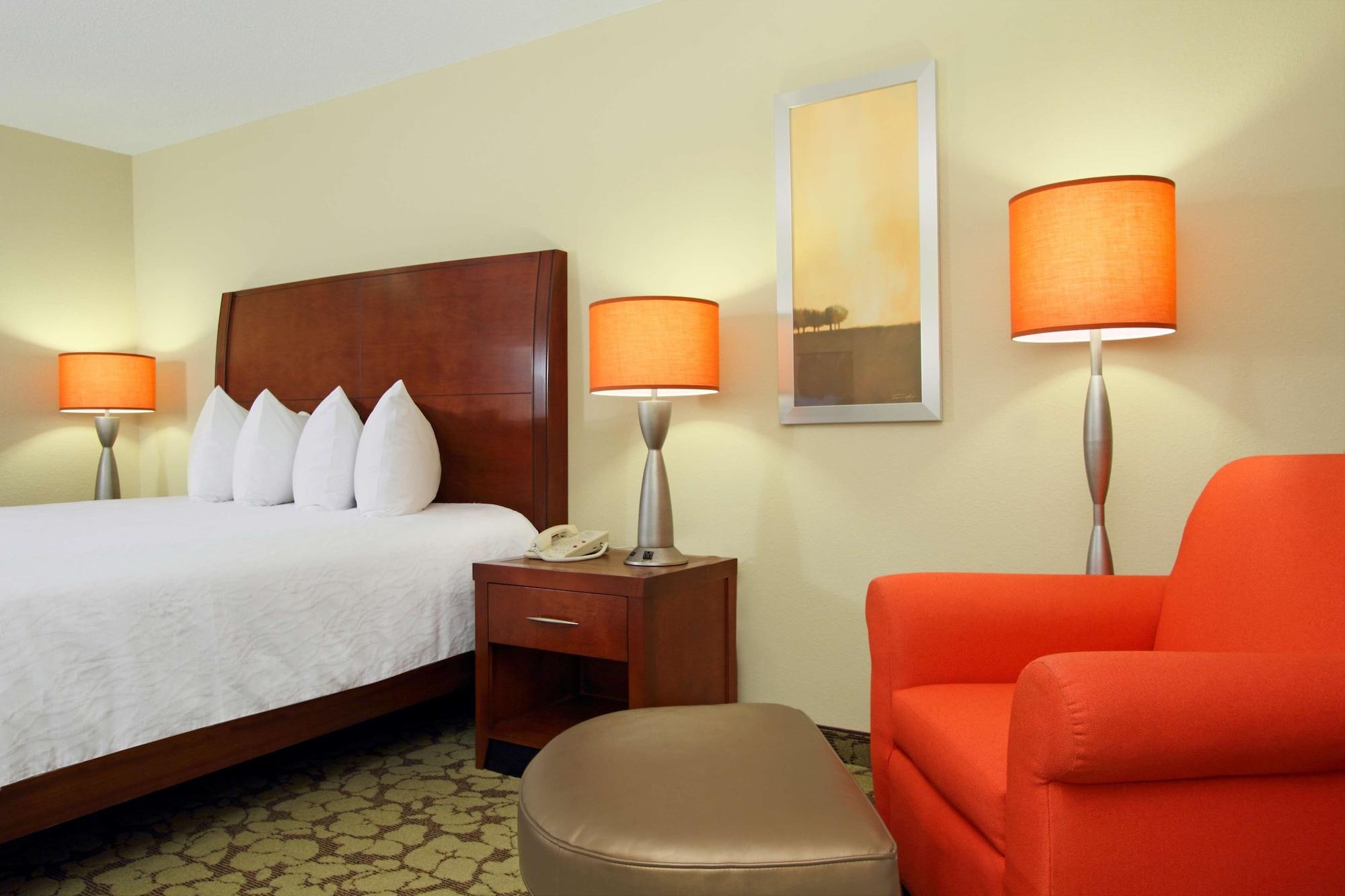 Hilton Garden Inn Columbus Airport Екстериор снимка