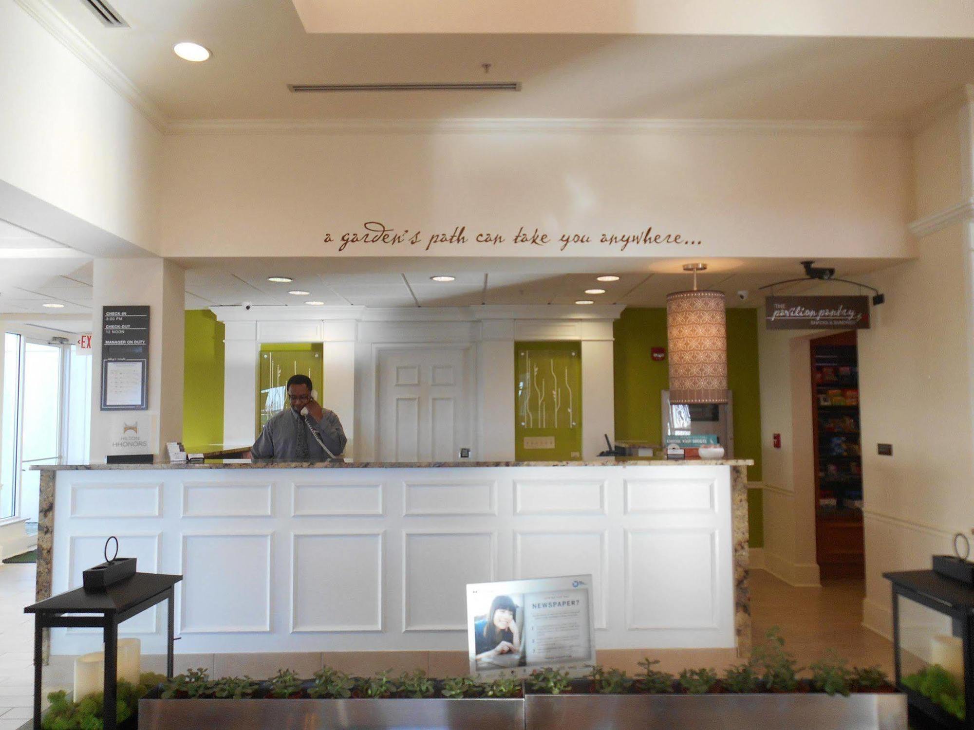 Hilton Garden Inn Columbus Airport Екстериор снимка