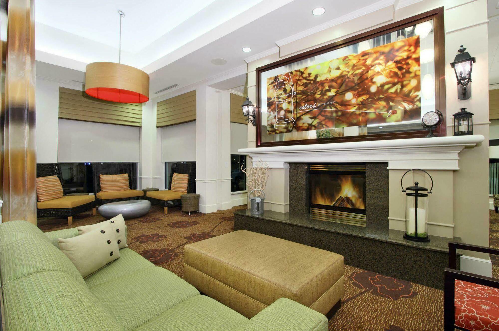 Hilton Garden Inn Columbus Airport Екстериор снимка