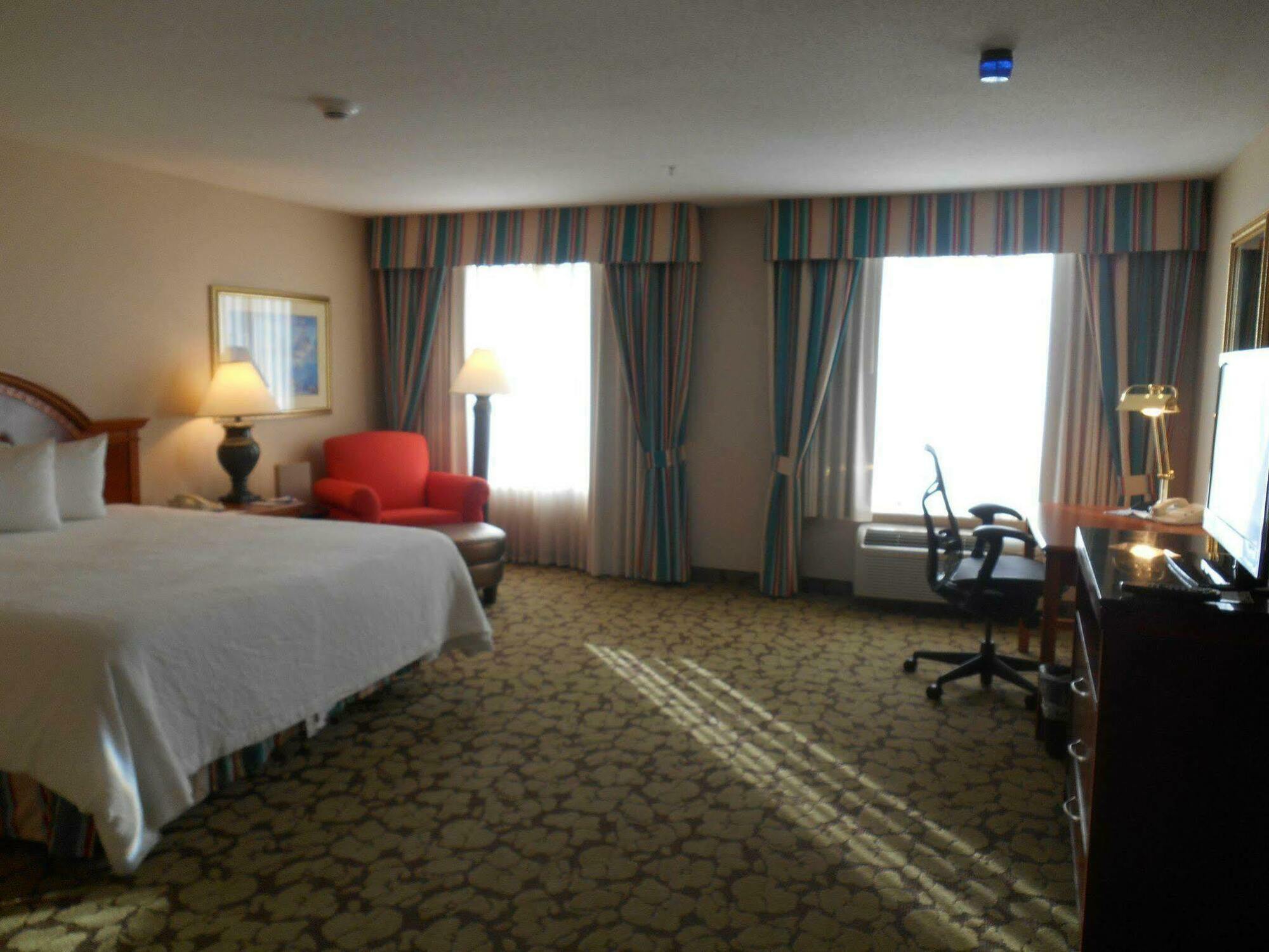 Hilton Garden Inn Columbus Airport Екстериор снимка